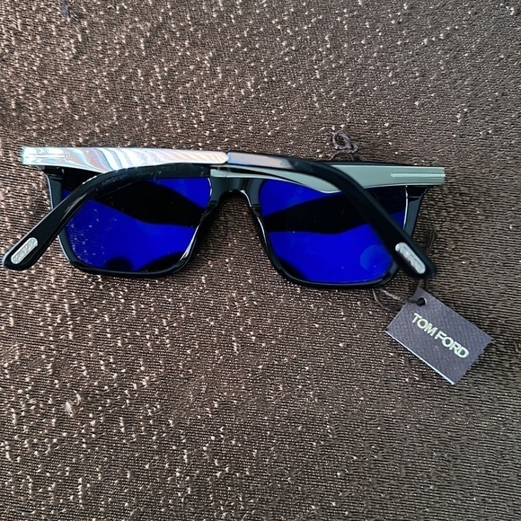 Tom Ford Polarized Anti Reflective Square Garrett 54mm Sunglasses NEW - Picture 13 of 14
